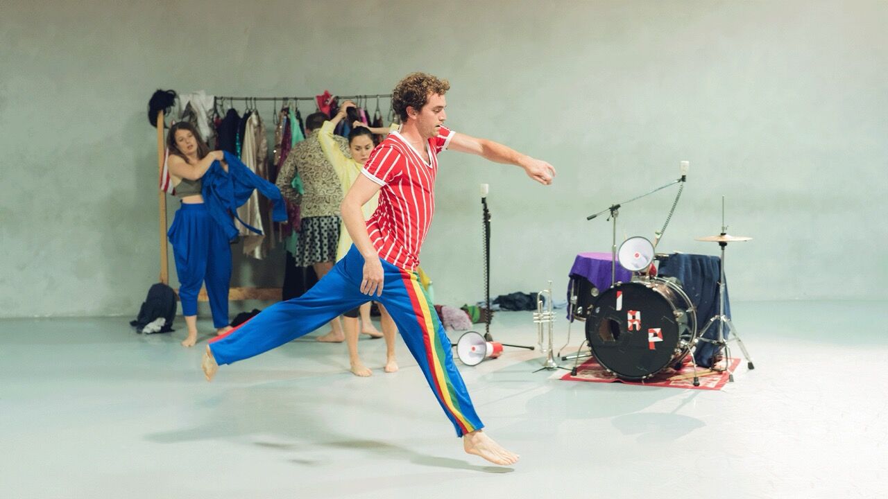 Brut_Movement(©ArnaudBeelen)_0004_Brut_Movement(©ArnaudBeelen)-3 Large