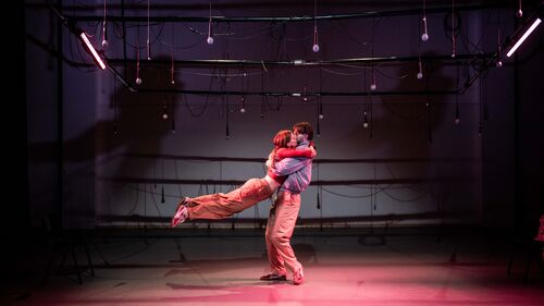 De zon en de maan verwisseld