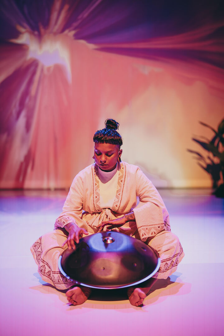 Dizzi Geetha - by Isaac Owusu_ Bijlmer Parktheater 11