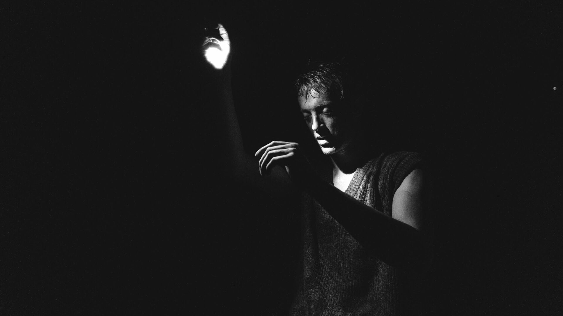 Double bill: FR/AGILE & REFRACTION [breaking light]