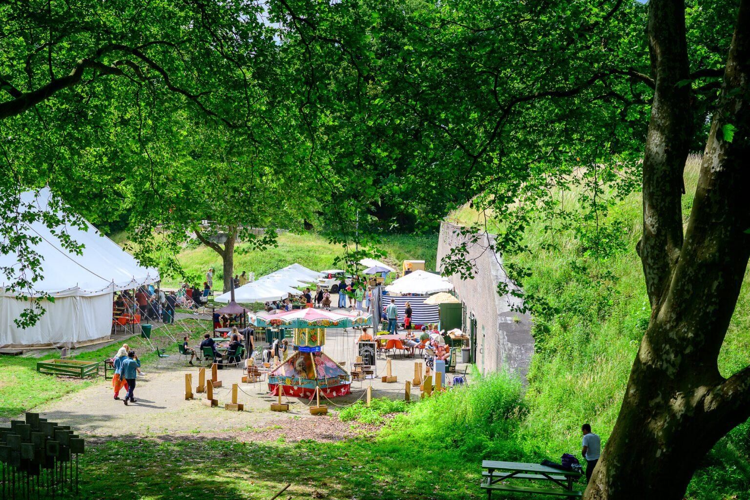 Een wereld apart op Fort Ruigenhoek
