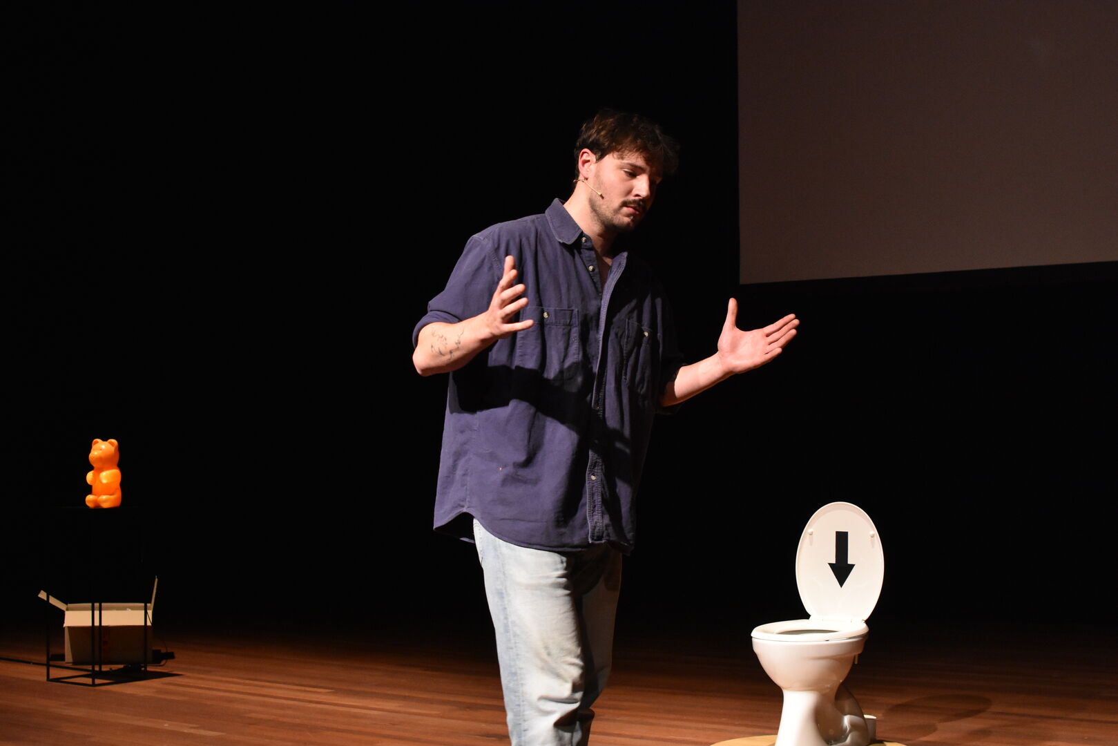 Fer is on a deadline