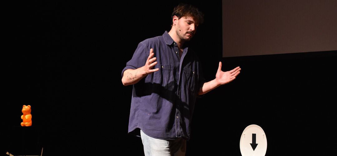 Fer is on a deadline