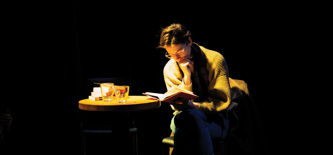 QUEER SILENT READING PARTY