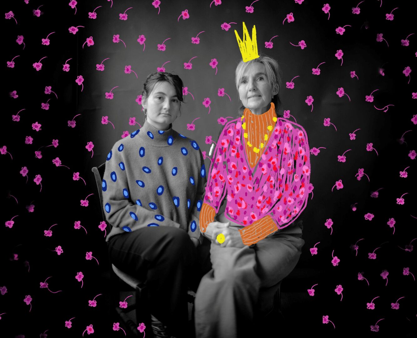 Een zwart wit foto van twee vrouwen met kleurrijke illustraties op en rond om hun heen